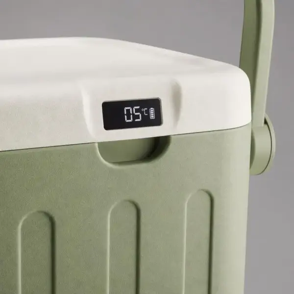 5L8L13L Portable Small Hard Ice Retention Camping Cooler closeup