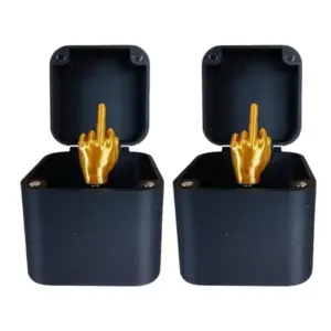 Christmas Interesting Prank Gift Middle Finger in Box Christmas Box Funny Creative Gifts Office Desk Decoration Home Decoration 3
