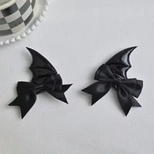 Devil Horn Bat Wing Hair Clips – Black & Red Bow Hairpins for Cute Halloween Cosplay & Gothic Styling 2pce black