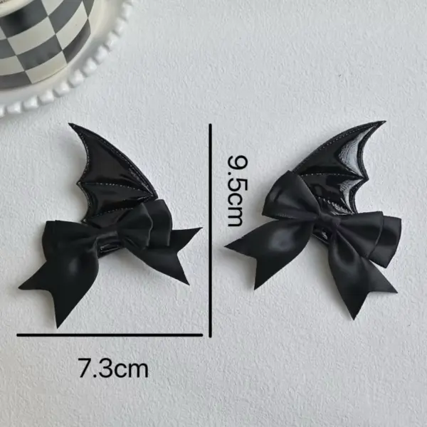 Devil Horn Bat Wing Hair Clips Black & Red Bow Hairpins for Cute Halloween Cosplay & Gothic Styling size