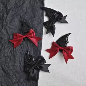 Devil Horn Bat Wing Hair Clips – Black & Red Bow Hairpins for Cute Halloween multicolour