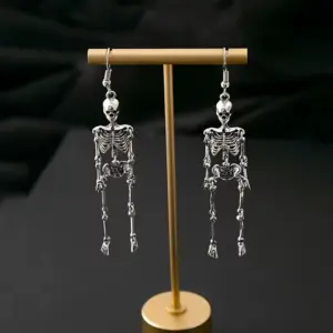 Skeleton Skull Earrings Gothic Punk Dangle Drop Jewelry for Halloween & Alt Fashion ED2877-1