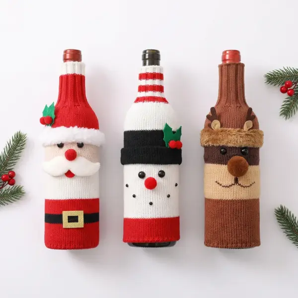 Woven Christmas Wine Bottle Cover Bags – Santa, Snowman & Reindeer Holiday Table Decorations studio